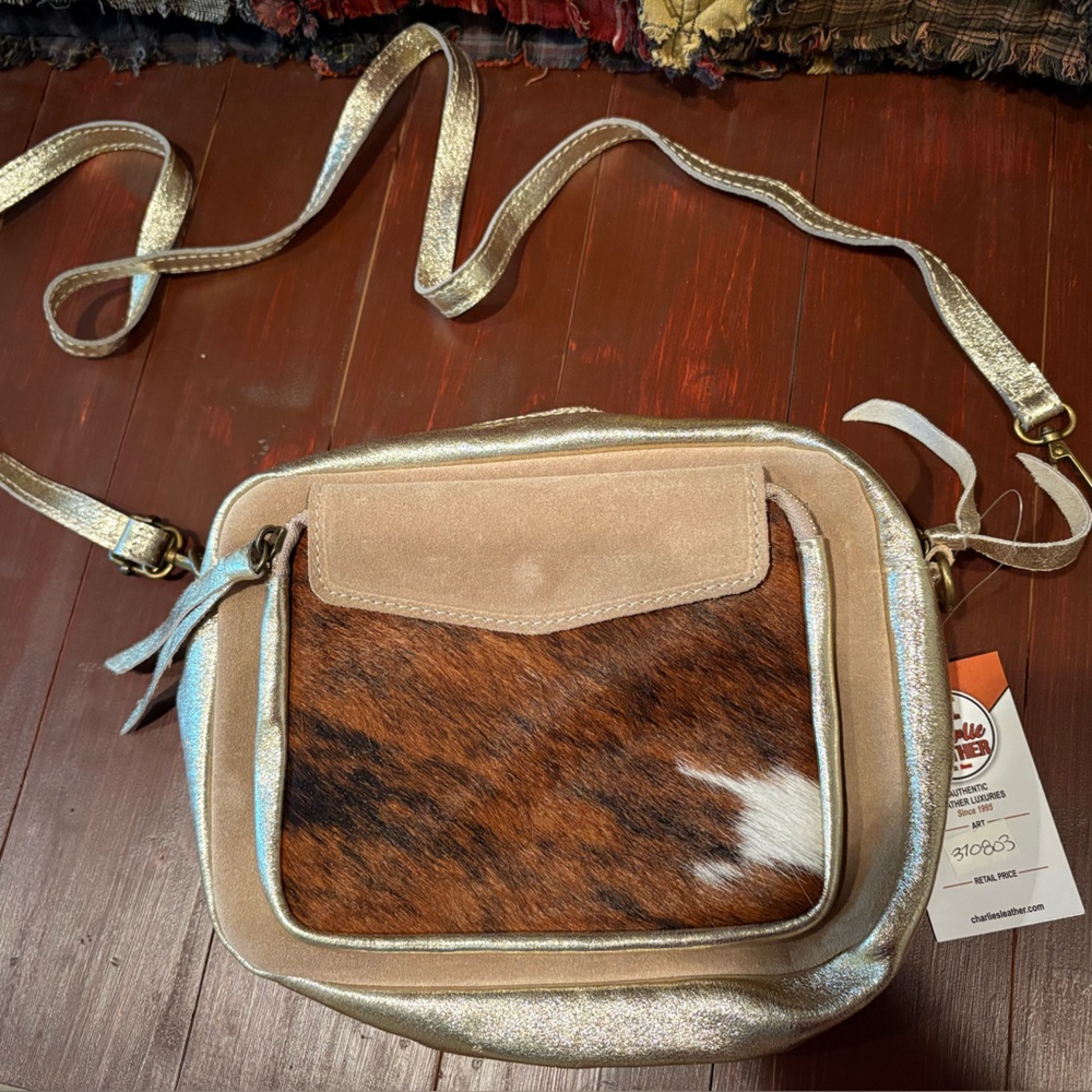Stylish Metallic Crossbody Bag with Animal Print